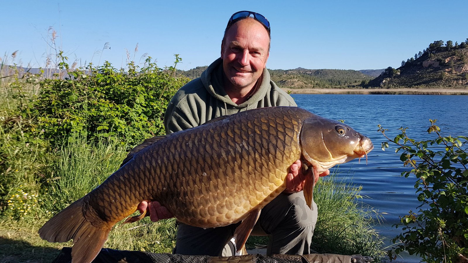 Carp & Catfishing Holidays River Ebro, Spain Spanish